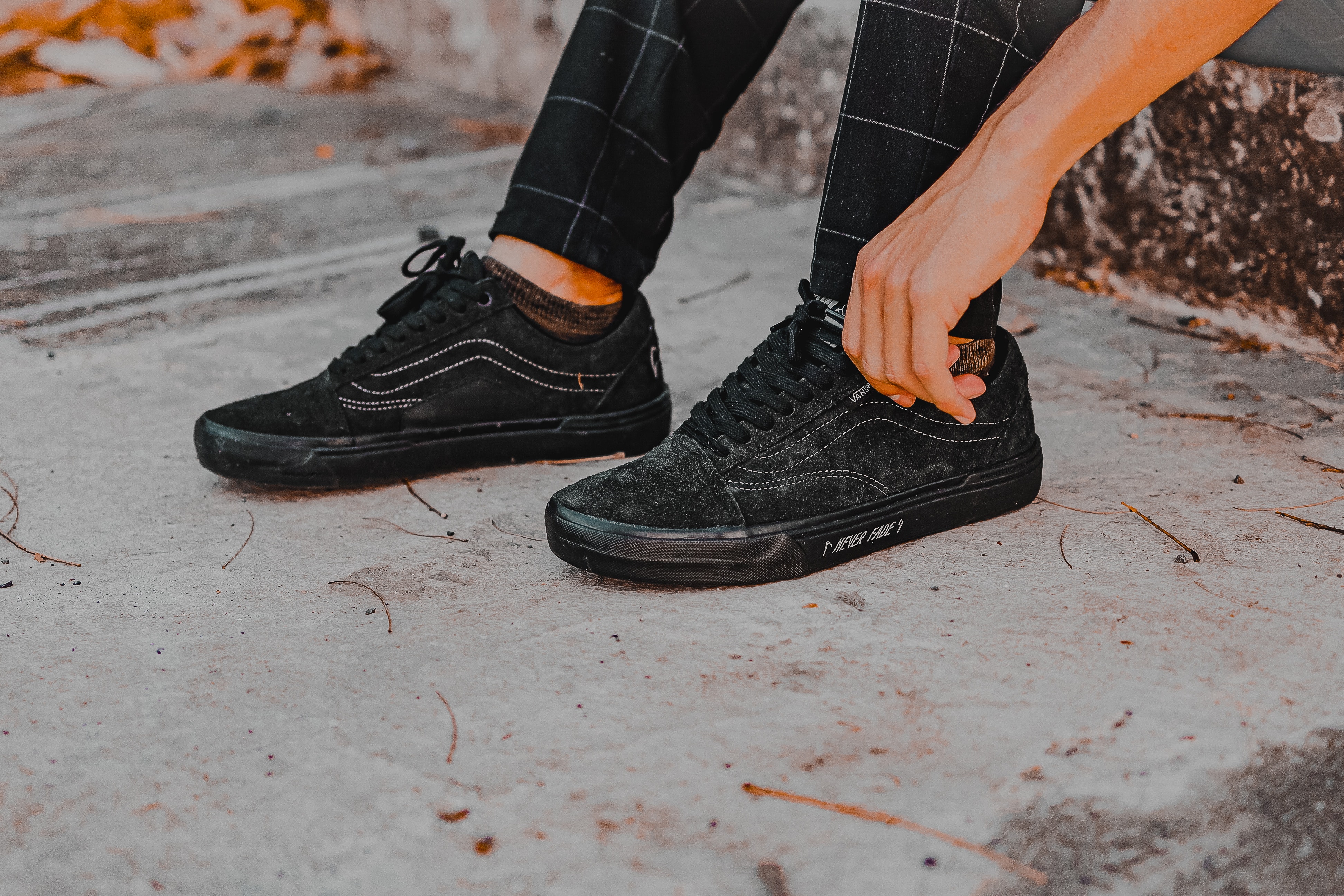 Tenis blanco y negro